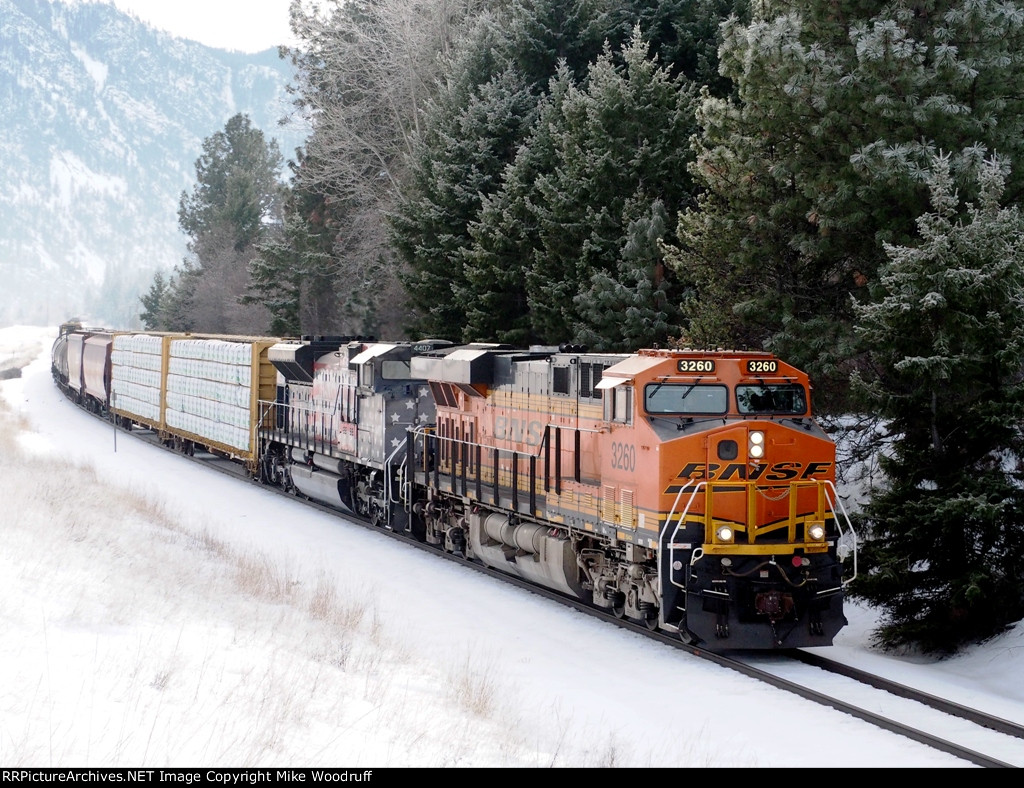 BNSF 3260